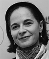 Portrait of Yasmine Belkaid